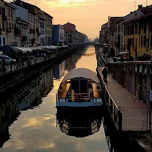 The Boheme Vintage Junior ---- Cozy & Quiet & Comfortable With Private Bathroom & Fully Equipped Kitchenette & Cozy Balcony - Lift To 4th Floor - Metro' -green Subway Porta Genova 2* Milaan